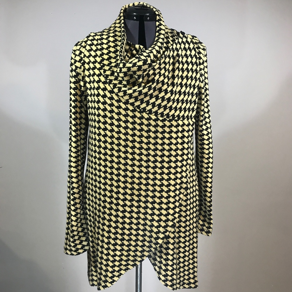The Limited Yellow and Black Houndstooth Sweater